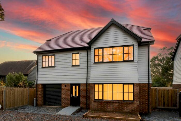 4 Bedroom Detached House For Sale In The Laurels, London Road, Hickstead, RH17