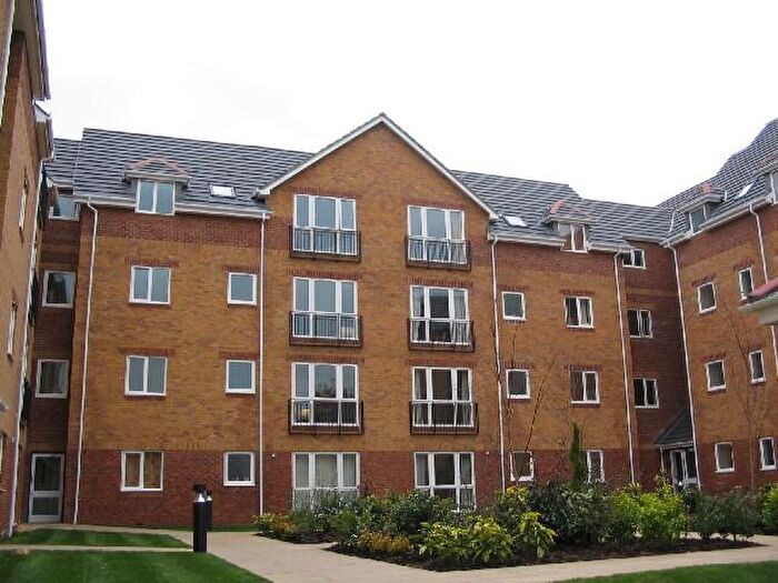 2 Bedroom Flat To Rent In Westgate Court, Oxford Road, Reading, RG30