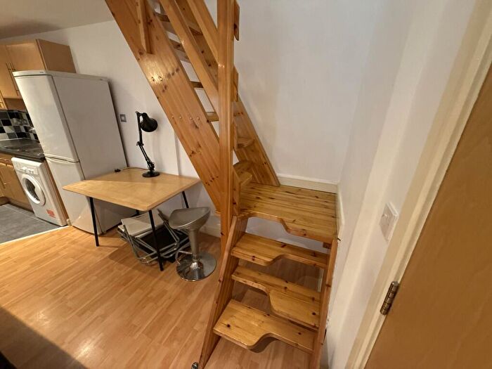 1 Bedroom Apartment To Rent In High Street, Manchester, M4