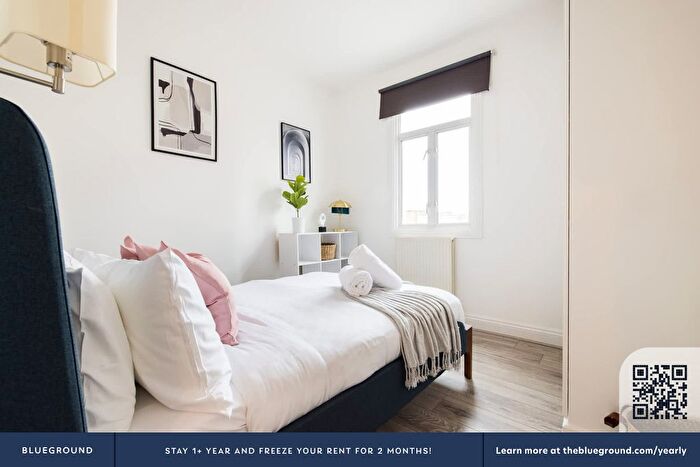 1 Bedroom Flat To Rent In Shepherd's Bush, W12