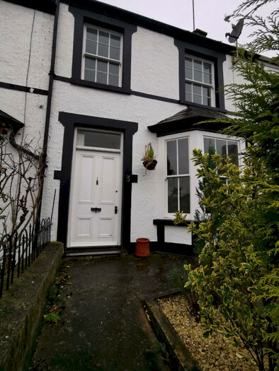 3 Bedroom Terraced House To Rent In Newboro Terrace, LL32