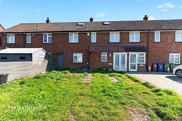 3 Bedroom Terraced House For Sale In Richmond Road, Croydon, CR0