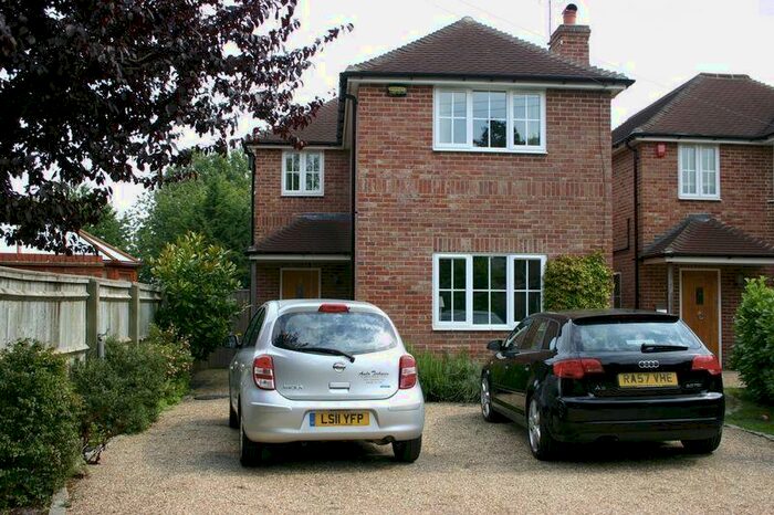 4 Bedroom Detached House To Rent In Meadow Lane, Beaconsfield, HP9