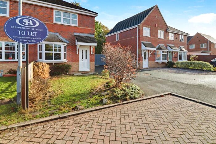 3 Bedroom Semi-Detached House To Rent In Southey Close, Ettiley Heath, CW11