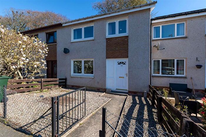 3 Bedroom Terraced House For Sale In Garry Place, Bankfoot, PH1