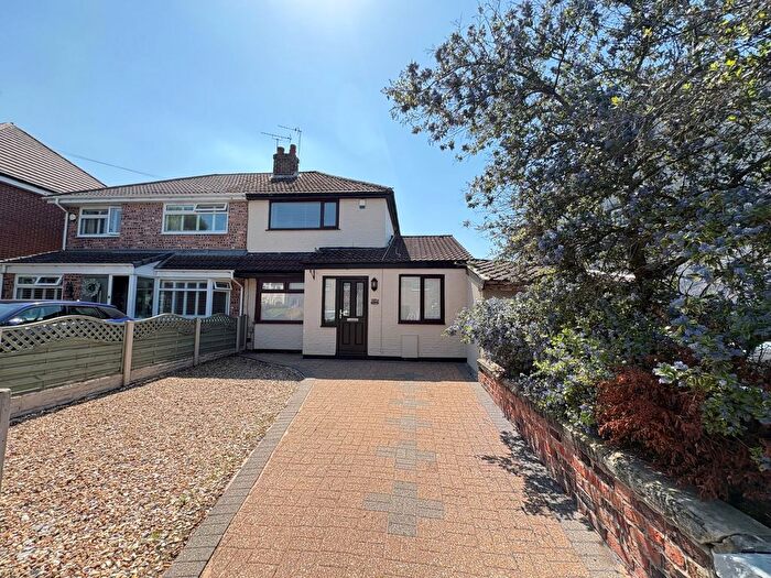 2 Bedroom Semi-Detached House For Sale In Liverpool Road, Lydiate, L31