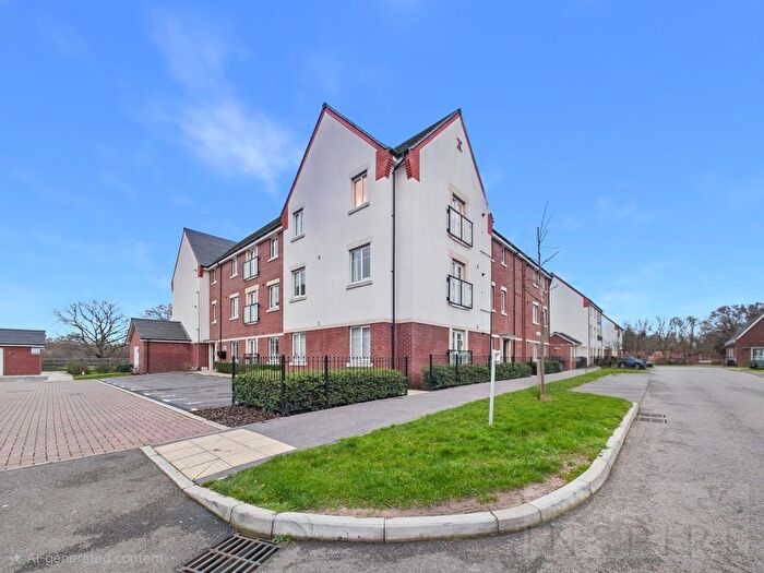 2 Bedroom Flat For Sale In Cornwell Avenue, Crawley, RH10