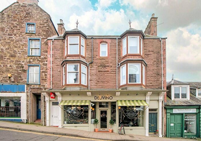 2 Bedroom Flat For Sale In King Street, Crieff, Perthshire, PH7