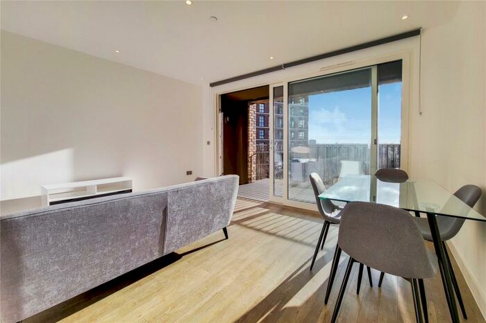2 Bedroom Apartment To Rent In Surrey Quays Road, London, SE16