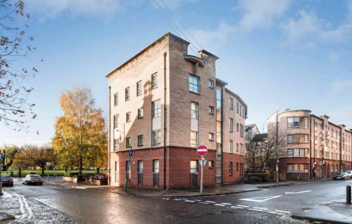 2 Bedroom Flat To Rent In Turnbull Street, Glasgow, G1