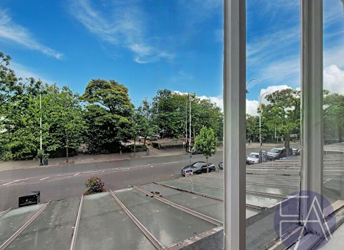 2 Bedroom Flat To Rent In Lord Street, Southport, PR9