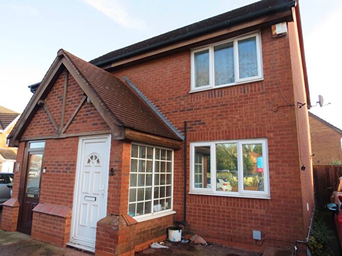 2 Bedroom Property To Rent In Tividale Street, Tipton, DY4