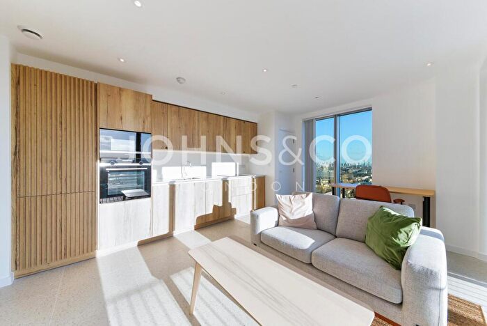 1 Bedroom Apartment To Rent In Georgette North, The Silk District, Whitechapel, E1