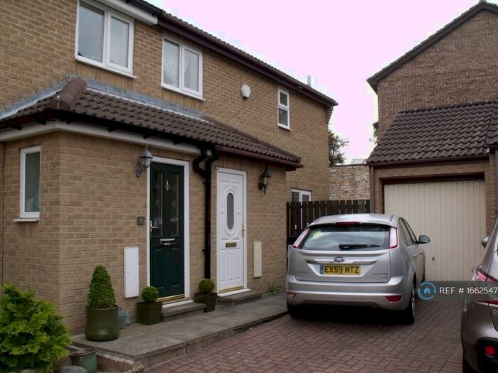 3 Bedroom Semi-Detached House To Rent In St. Thomas Mews, Prudhoe, NE42