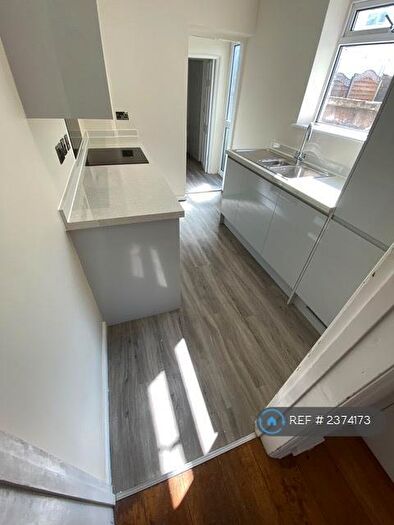 4 Bedroom End Of Terrace House To Rent In Claverham Road, Bristol, BS16