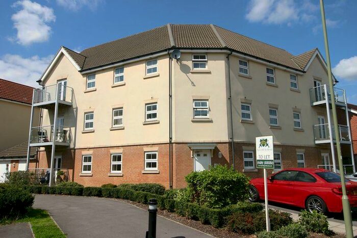 2 Bedroom Apartment To Rent In Barfoot Road, Hedge End, Southampton, SO30