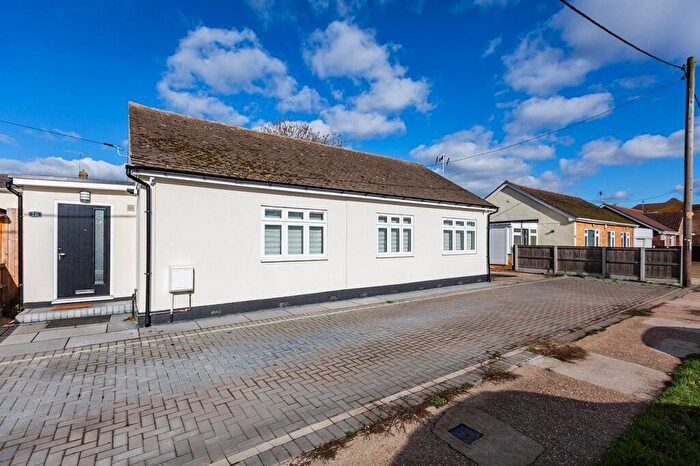 3 Bedroom Detached Bungalow For Sale In Vaagen Road, Canvey Island, Essex, SS8