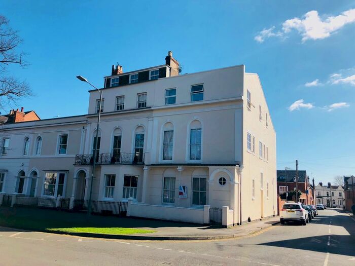 1 Bedroom Apartment To Rent In Berkeley House, Beauchamp Avenue, CV32