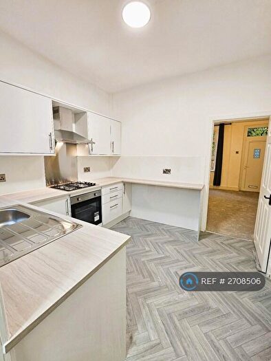 2 Bedroom End Of Terrace House To Rent In Bivel Street, Burnley, BB12