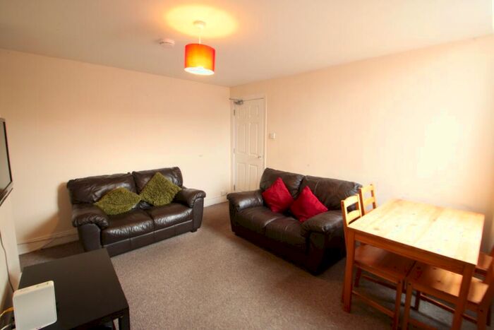 5 Bedroom Flat To Rent In Meldon Terrace, Heaton, Newcastle, NE6