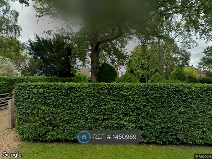 2 Bedroom Flat To Rent In Bishops Retreat, Shawford, SO21