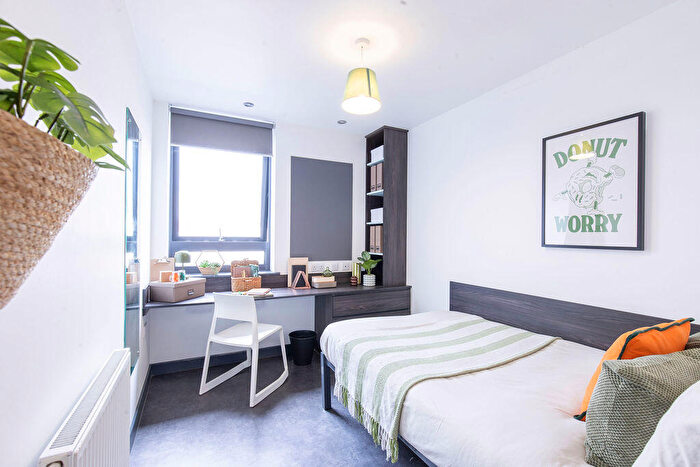 1 Bedroom Private Hall To Rent In Clarence Street, NE2