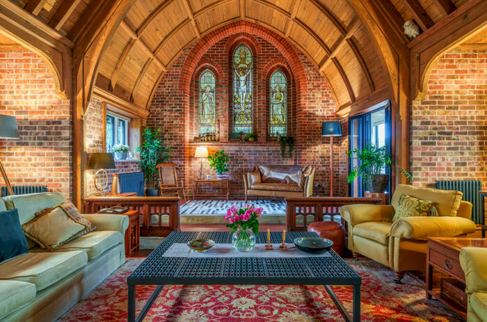 4 Bedroom Detached House For Sale In Woodlands, Bramdean, Alresford, Hampshire, SO24