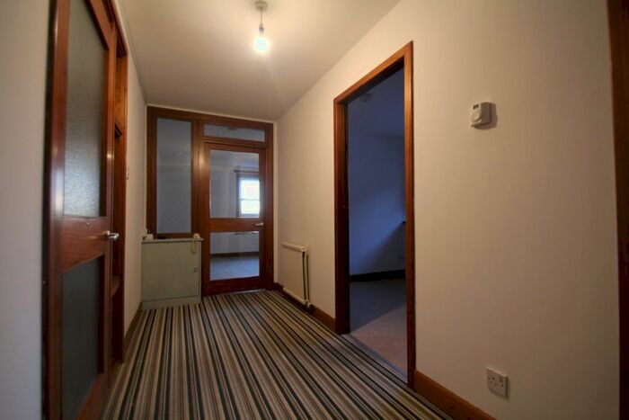 2 Bedroom Flat To Rent In King Street, Broughty Ferry, Dundee, DD5