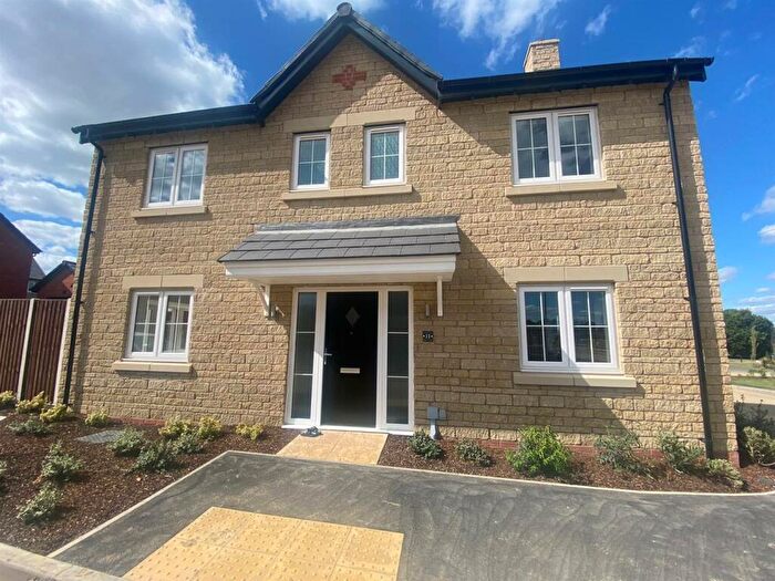 4 Bedroom Detached House To Rent In Foxhounds Close, Oakham, LE15