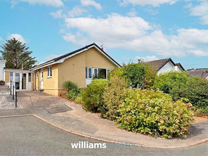 2 Bedroom Detached Bungalow For Sale In Caer Gofaint, Groes, LL16