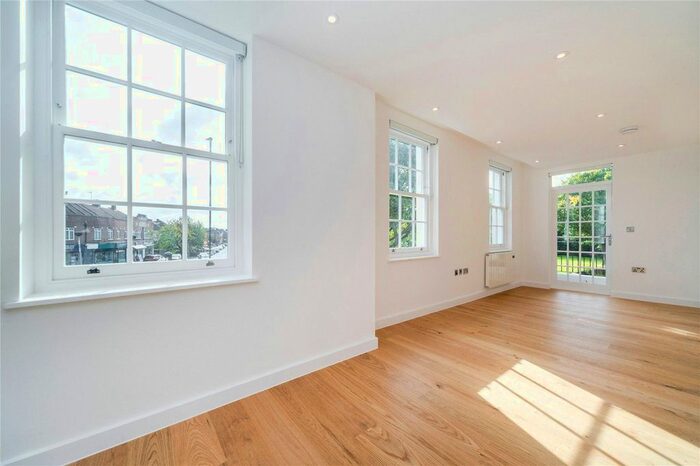 1 Bedroom Flat To Rent In High Street, Feltham, TW13