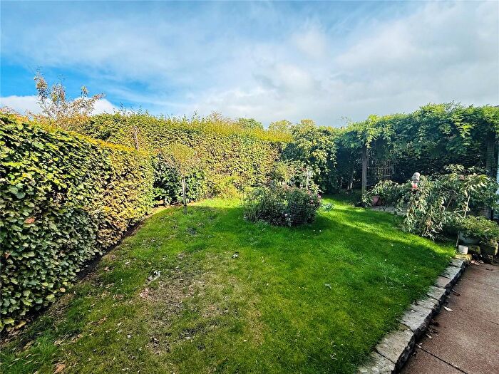 2 Bedroom Bungalow For Sale In Chelford Road, Knutsford, Cheshire, WA16