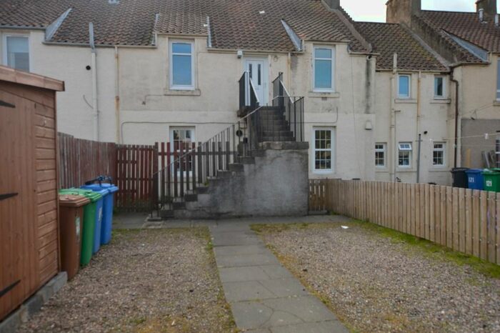 2 Bedroom Flat To Rent In Tay Street, Methil, KY8