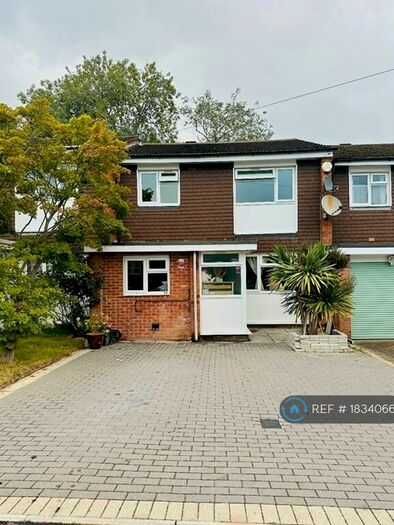 4 Bedroom Terraced House To Rent In Little Chalfont, Amersham, HP7