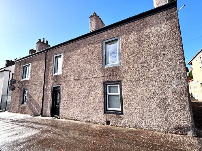 3 Bedroom Maisonette For Sale In Rossland Place (Upper Flat), Kinghorn, KY3
