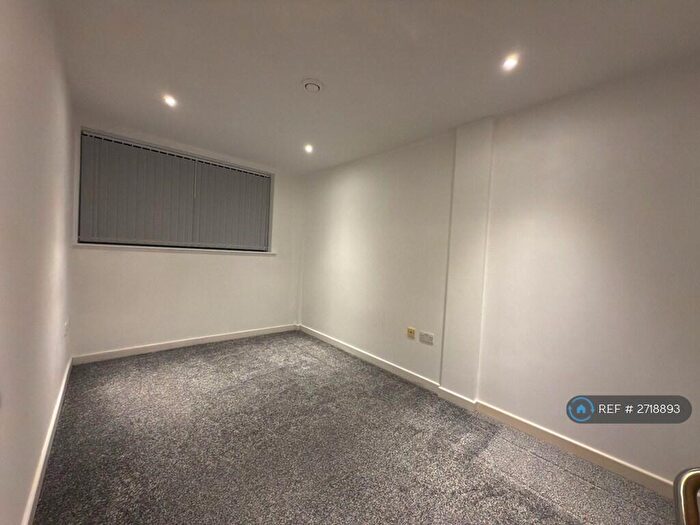 1 Bedroom Flat To Rent In City Walk, Sheffield, S1