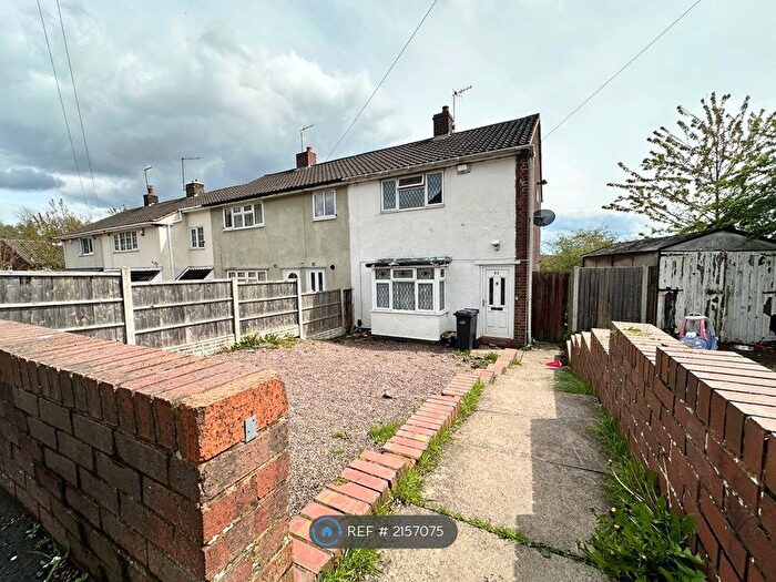 2 Bedroom Semi-Detached House To Rent In Sanders Close, Dudley, DY2