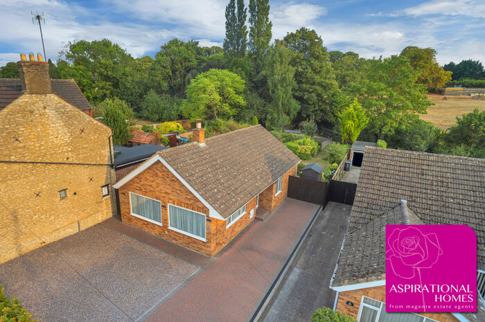 3 Bedroom Detached Bungalow For Sale In West Street, Stanwick, NN9