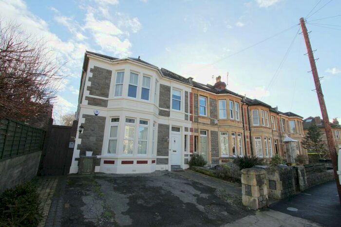 3 Bedroom Maisonette To Rent In Effingham Road, Bristol, BS6