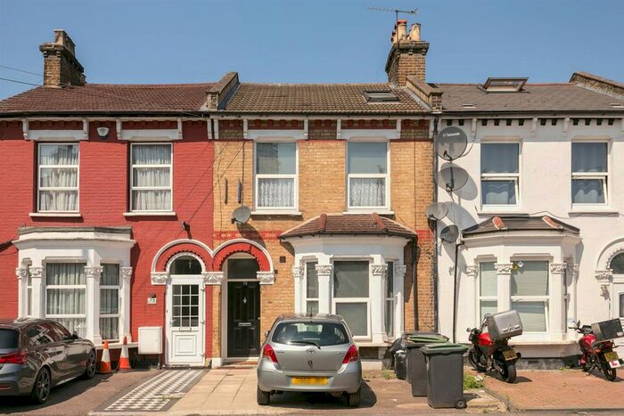 1 Bedroom Flat To Rent In Alexandra Road, Hornsey, N8