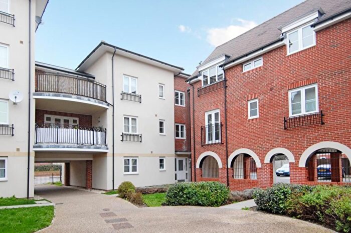 1 Bedroom Flat To Rent In Thames View, Abingdon, OX14