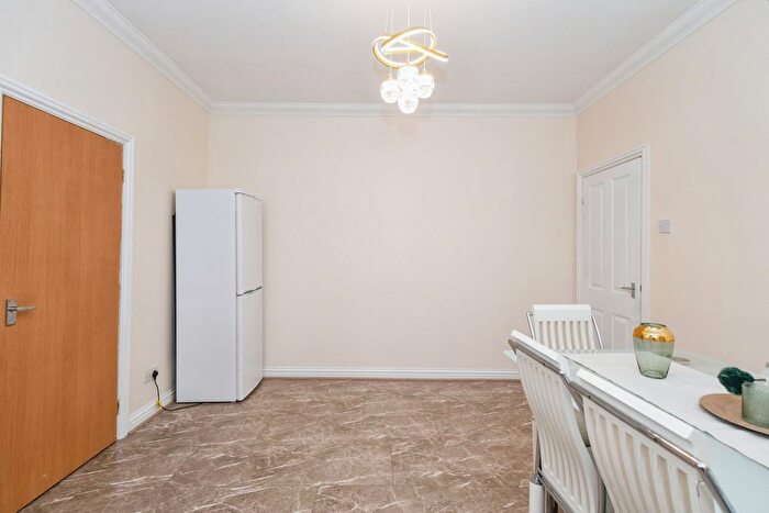 2 Bedroom Terraced House For Sale In Anglesey Road, Ashton-Under-Lyne, Lancashire, OL7