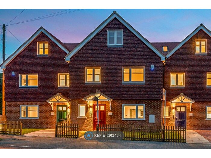 3 Bedroom Terraced House To Rent In Bramley, Guildford, GU5