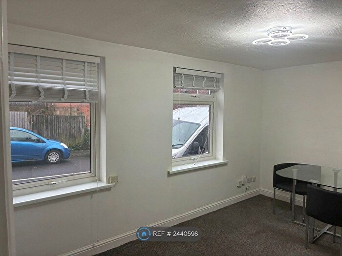 1 Bedroom Flat To Rent In Shirley Road, Southampton, SO15