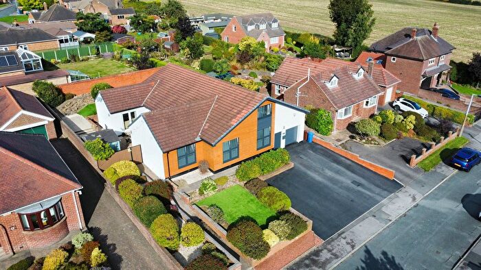 5 Bedroom Bungalow For Sale In The Balk, Staincross, Barnsley, S75