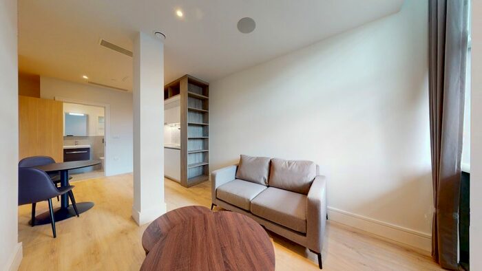 Studio To Rent In Station Road, Addlestone, KT15