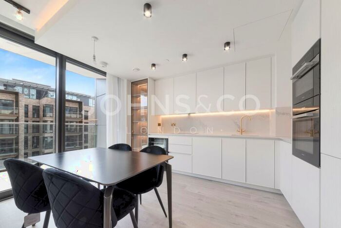 2 Bedroom Apartment To Rent In Siena House, City Road, London, EC1V