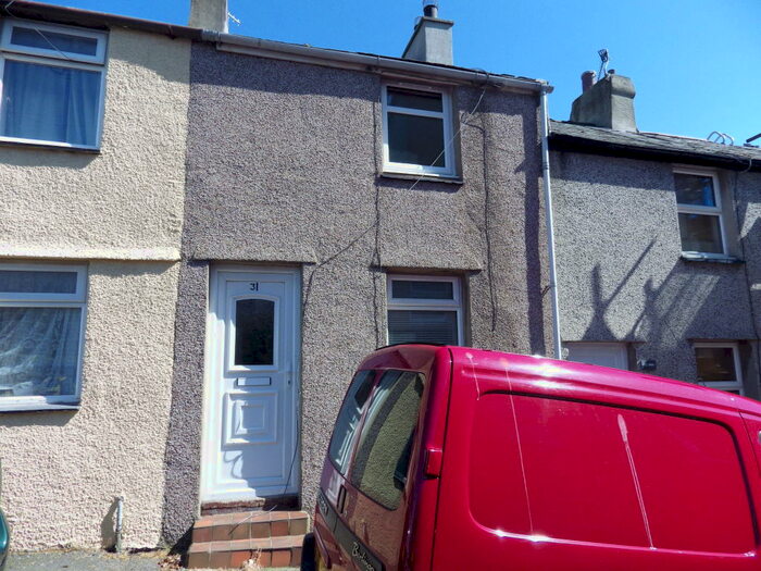2 Bedroom Terraced House To Rent In Snowdon Street, Caernarfon, Gwynedd, LL55