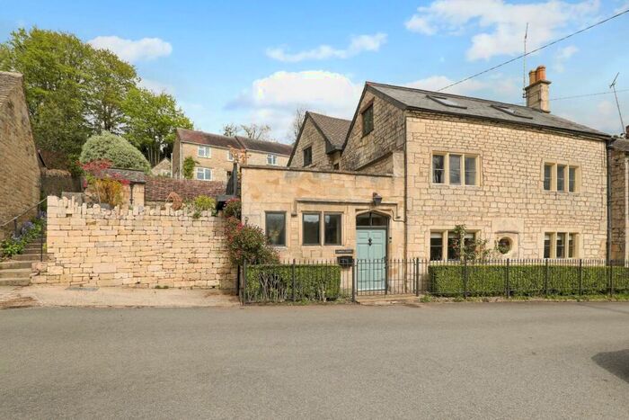 4 Bedroom Semi-Detached House For Sale In Vicarage Street, Painswick, Stroud, GL6
