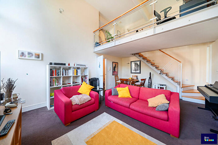 2 Bedroom Flat For Sale In The Beaux Arts Building, N7
